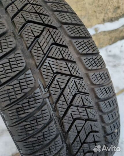 Pirelli Scorpion Winter 235/60 R18 103H