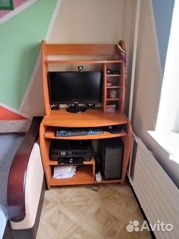 Компьютерный стол