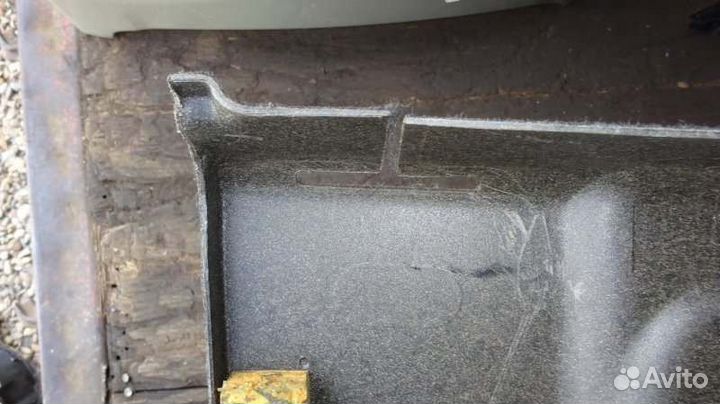 Полка багажника Toyota Platz NCP12 1NZ-FE