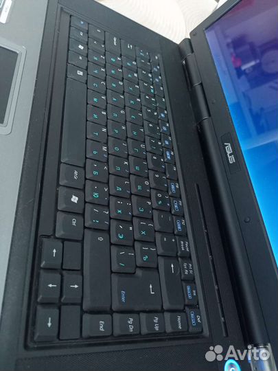 Ноутбук Asus 17