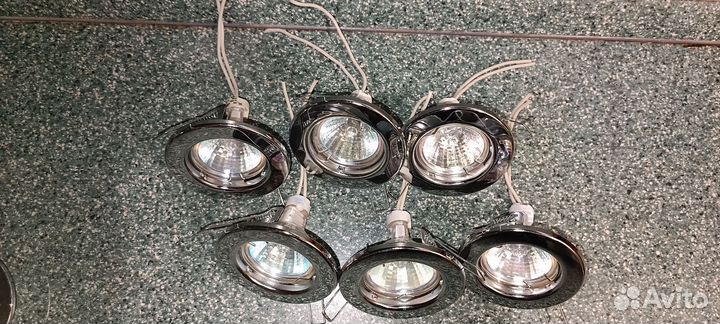 Встраиваемый светильник потолочный