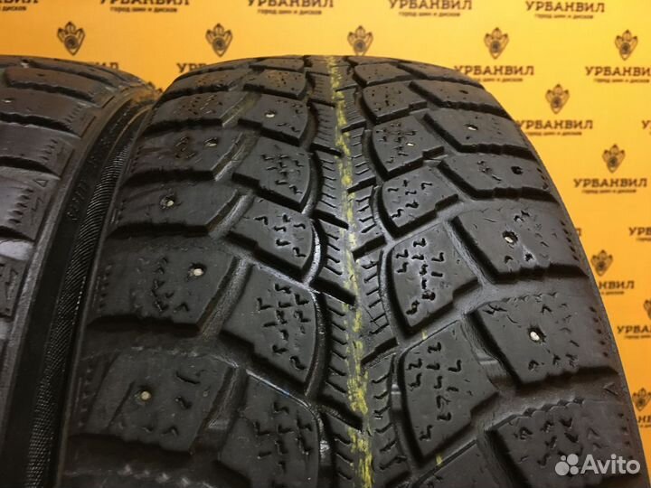 Kumho I'Zen Wis KW19 205/60 R16 96T