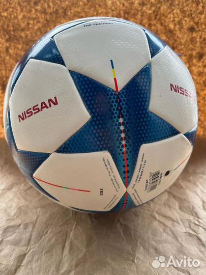 Футбольный мяч Adidas лига чемпионов