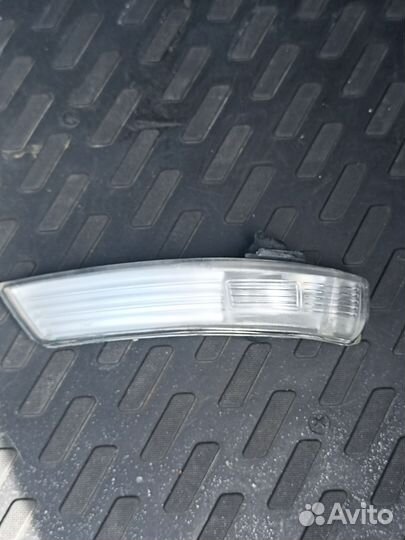 Повторитель поворота в зеркало