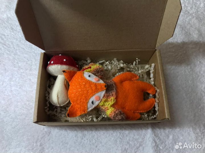 Новогодние игрушки из фетра