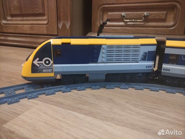 Конструктор lego City 60197 Пассажирский поезд
