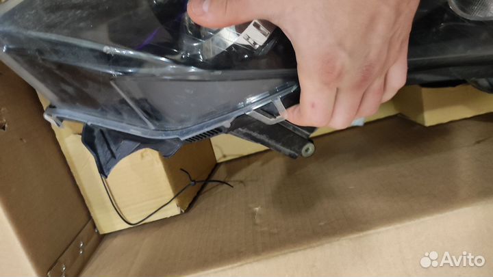 Фара opel astra h ксенон правая