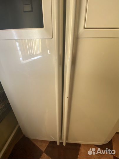 Холодильник двухдверный samsung