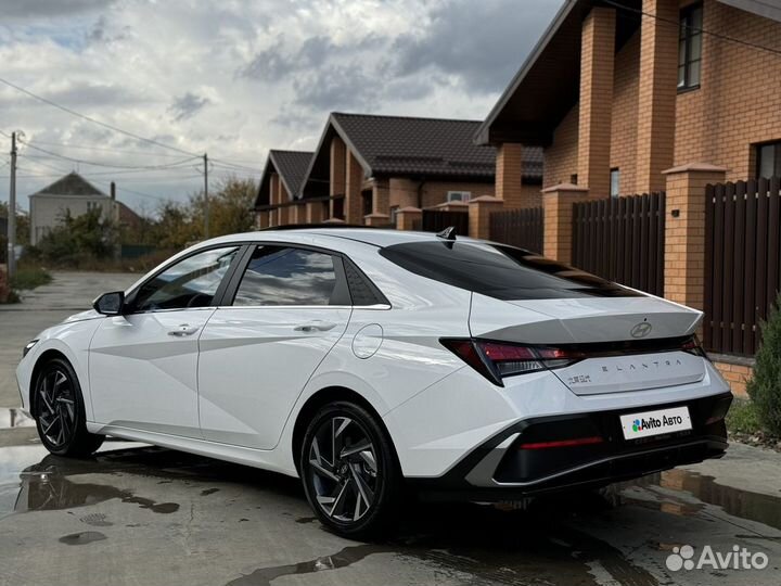 Hyundai Elantra 1.5 CVT, 2023, 6 900 км