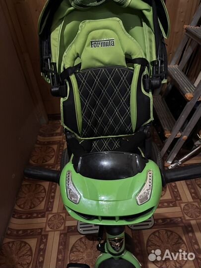 Трехколесный велосипед с родительской ручкой