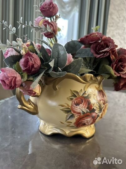 Цветы искусственные с горшком