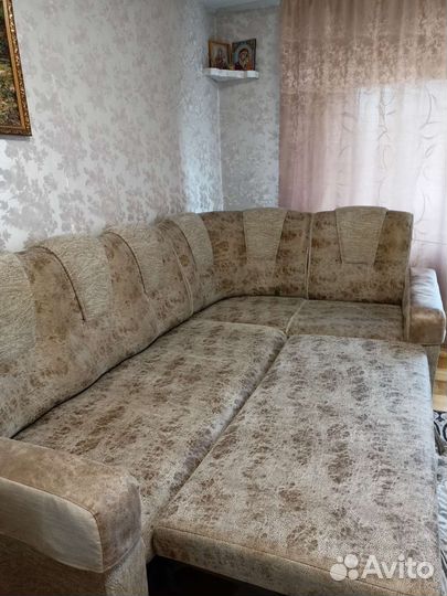 Угловой диван