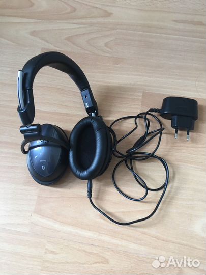 Беспроводные Bluetooth наушники sony