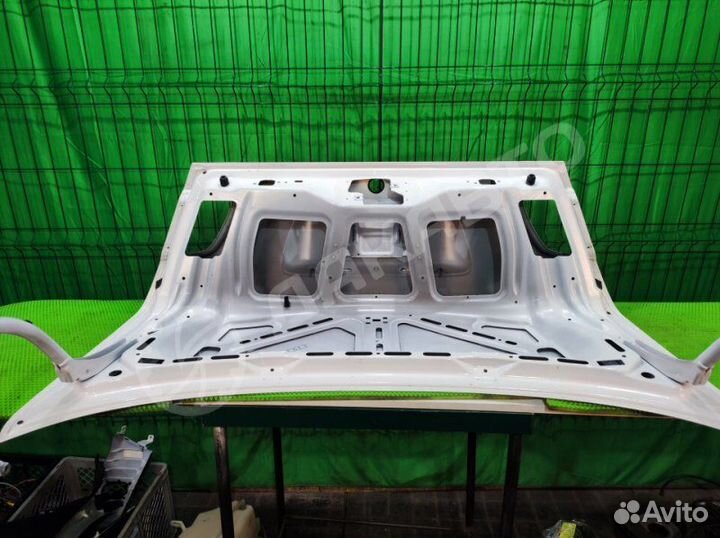 Крышка багажника Mercedes-Benz E W210