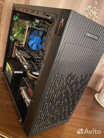 Игровой компьютер с монитором