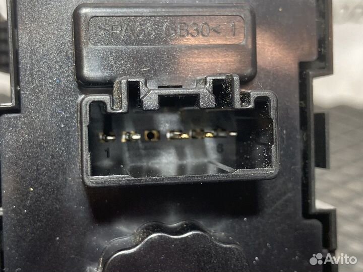 2557284 Блок кнопок Scania 6-series