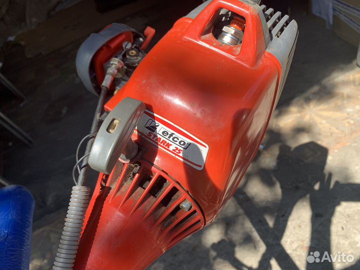 Бензиновый триммер Efco Stark 25