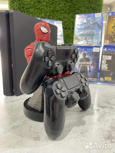 Sony PlayStation PS4 slim + 700 игр