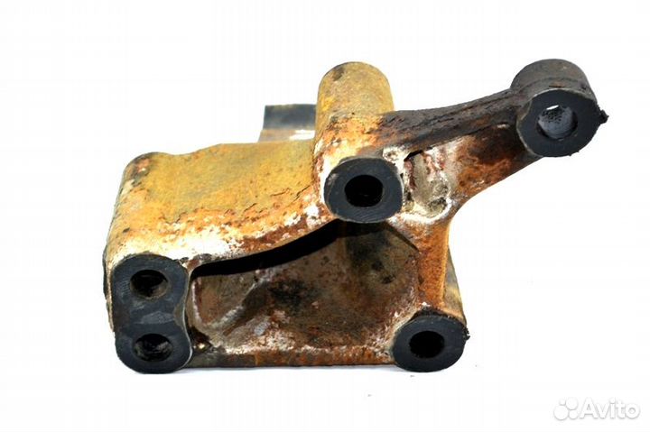 Кронштейн двигателя, задний правый MAN TGA 19.390