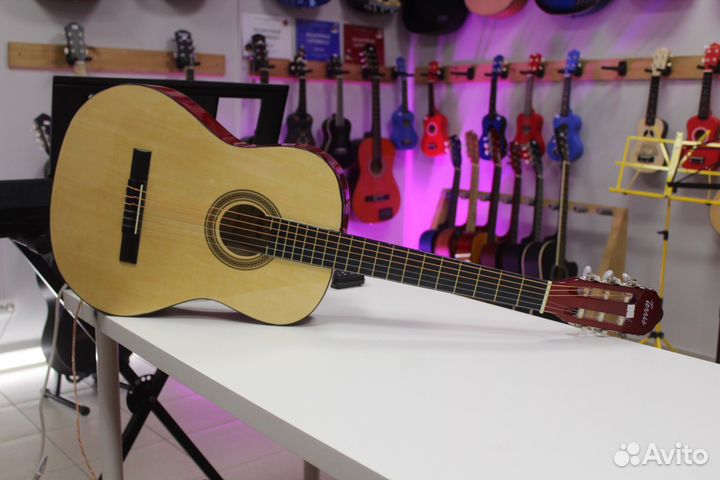 Гитара Terris для обучения Новая