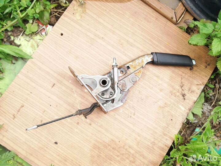 Рычаг ручного тормоза Форд Фокус 2