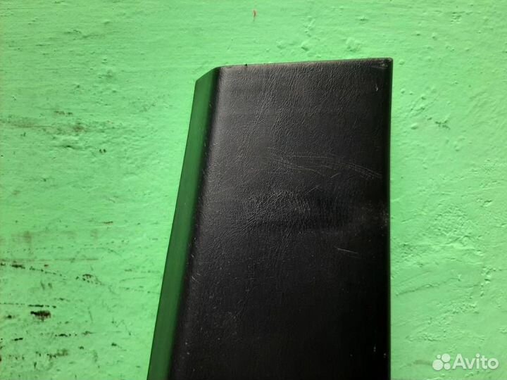 Обшивка правой стойки Lexus RX300 (MCU15) 2002