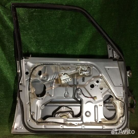 Дверь передняя левая Mitsubishi Pajero II V23W V45