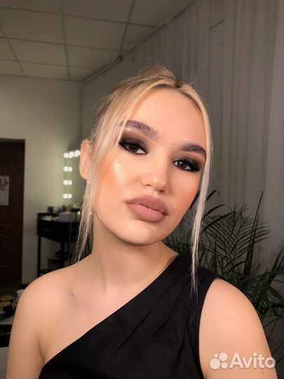 Макияж и прически