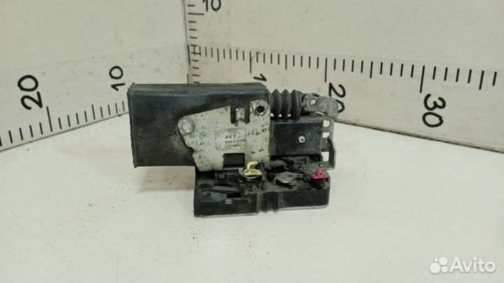 Замок передней левой двери Renault Logan