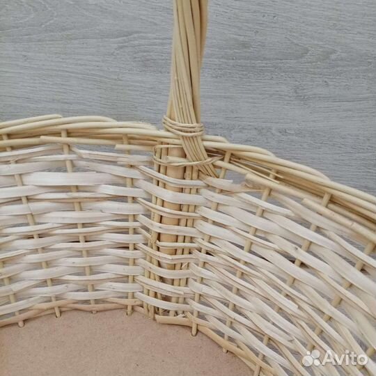 Корзина плетёная большая