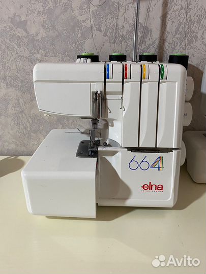 Швейная машинка оверлок