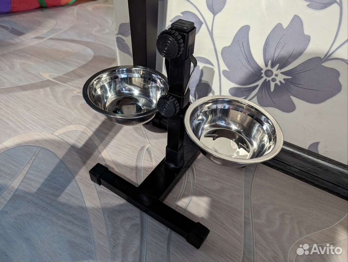 Двойная миска для животных со штативом
