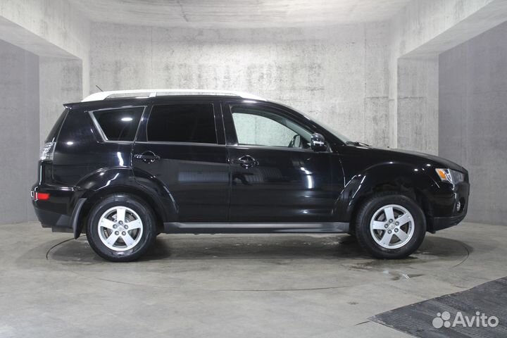 Mitsubishi Outlander 2.4 CVT, 2010, 256 186 км