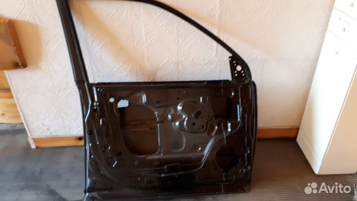 Дверь передняя левая Nissan X-Trail I (T30)