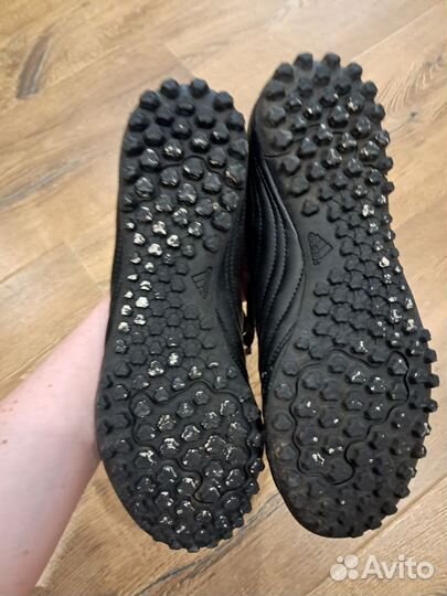 Кроссовки Adidas