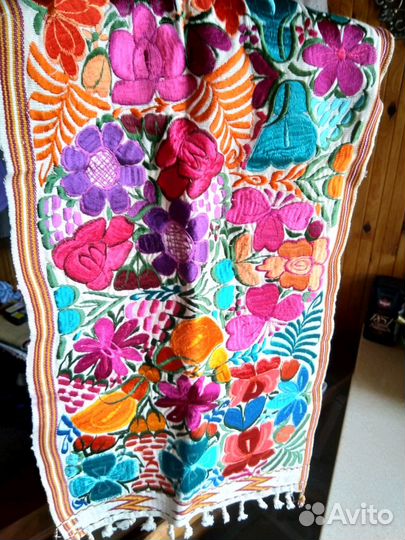 Скатерть из Эквадора. Ручная вышивка