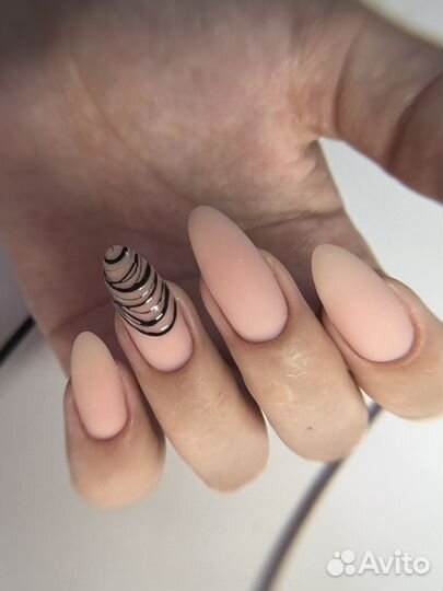 Маникюр и педикюр (быстро, качественно)