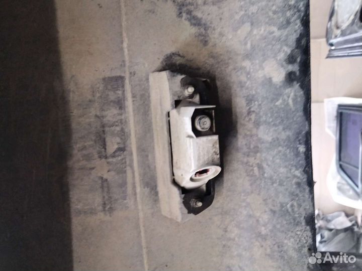 Бампер на nissan almera задний