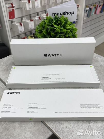 Apple Watch SE (gen 2) 44mm Черные новые гарантия