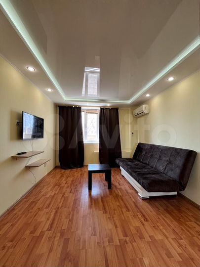 2-к. квартира, 67 м², 3/9 эт.