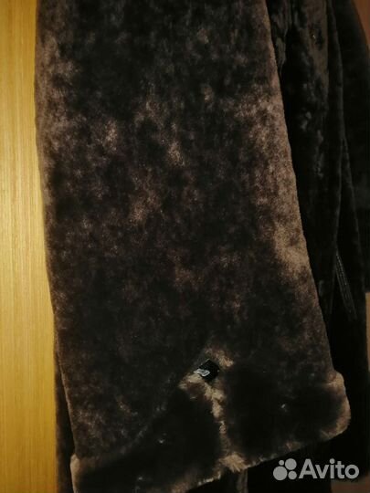 Шуба мутоновая с капюшоном