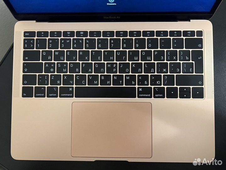 Продается MacBook Air 13,3'' (2018)