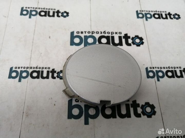 Заглушка буксир крюка переднего бампера