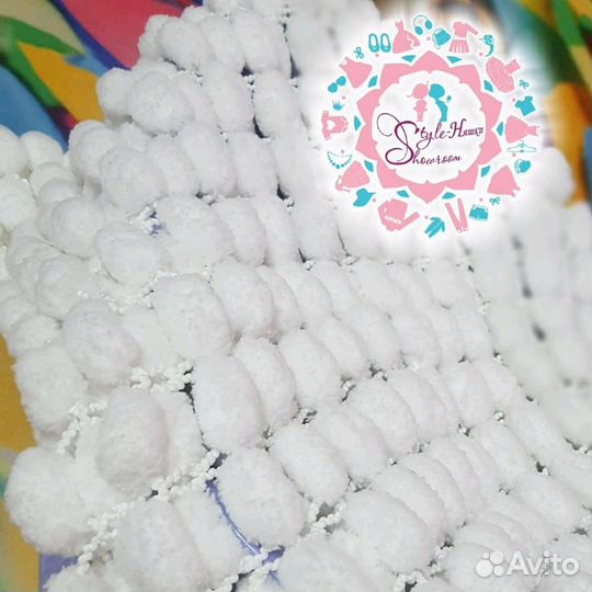 Плед из помпонов для фотосессии новорожденных