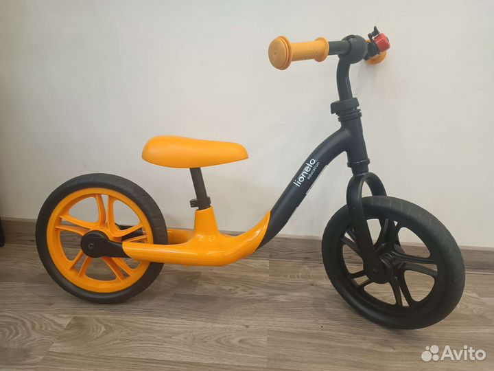 Беговел lionelo alex