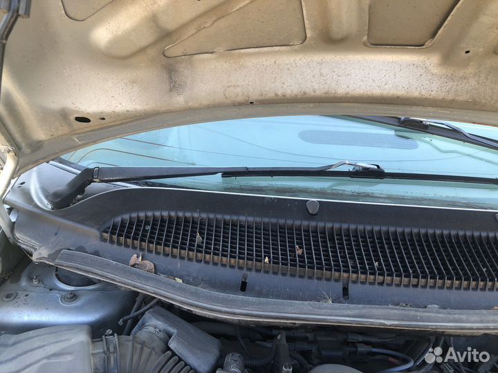 Дворники передние Dodge Caravan 4