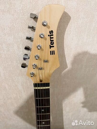 Электрогитара Terris stratocaster