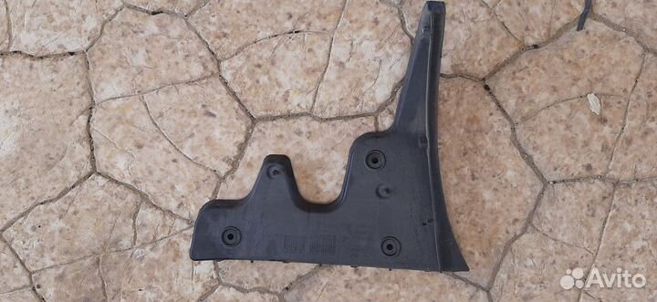 Крепление заднего бампера Audi A6 C6 4F2