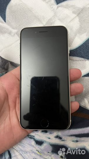 iPhone SE (2022), 128 ГБ