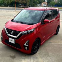 Nissan Dayz 0.7 CVT, 2019, 106 500 км, с пробегом, цена 1 240 000 руб.